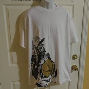 AUTHENTIC CLASSIC 100% COTTON XLARGE WHITE GRAPHIC